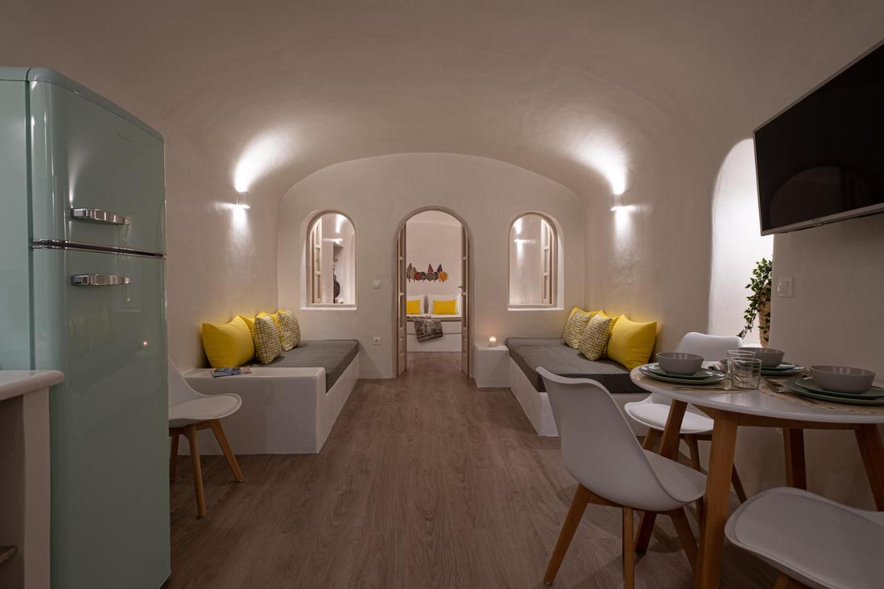 White Orchid Cave House & Studio Pýrgos エクステリア 写真