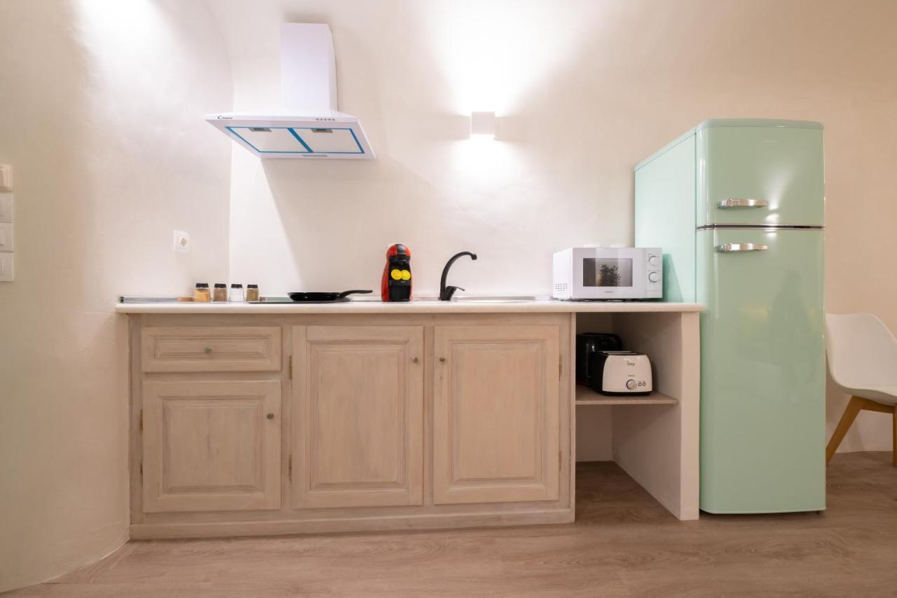 White Orchid Cave House & Studio Pýrgos エクステリア 写真